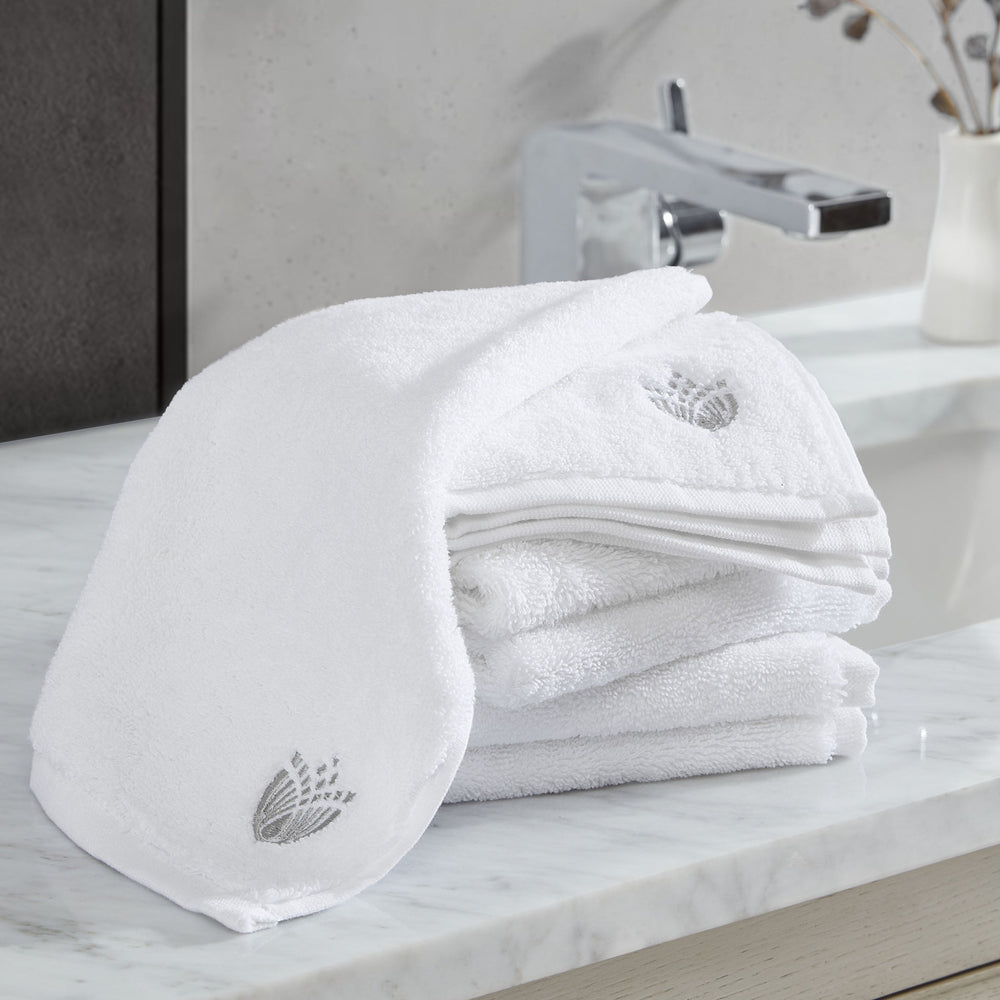 Pure Parima Egyptian cotton bath towels